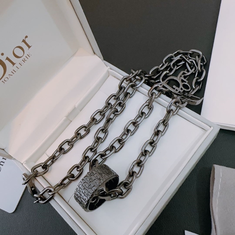 chr1st1an D10r necklaces